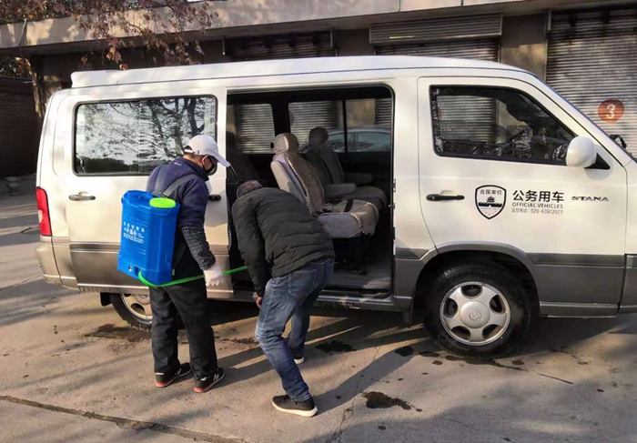 加强对通勤班车的消毒措施1-20200206.jpg