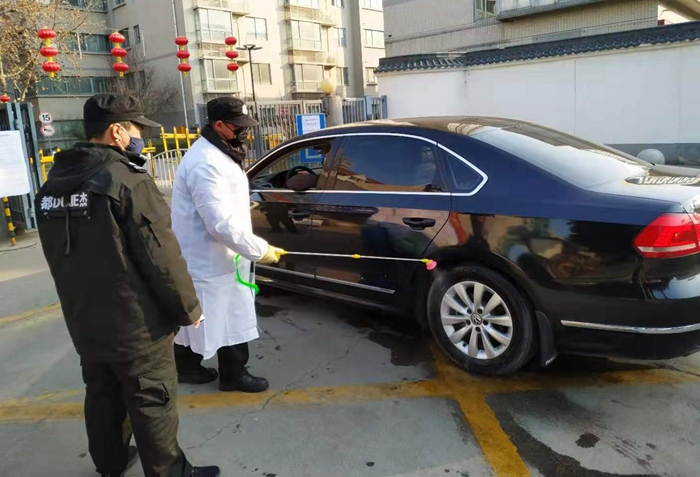 北门消毒 - 副本.jpg