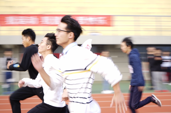 3风驰电掣_DSC3004 - 副本.JPG